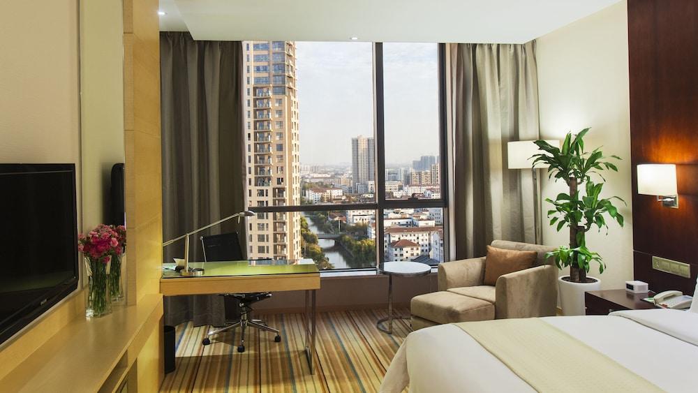 Holiday Inn Taicang City Centre By Ihg Экстерьер фото