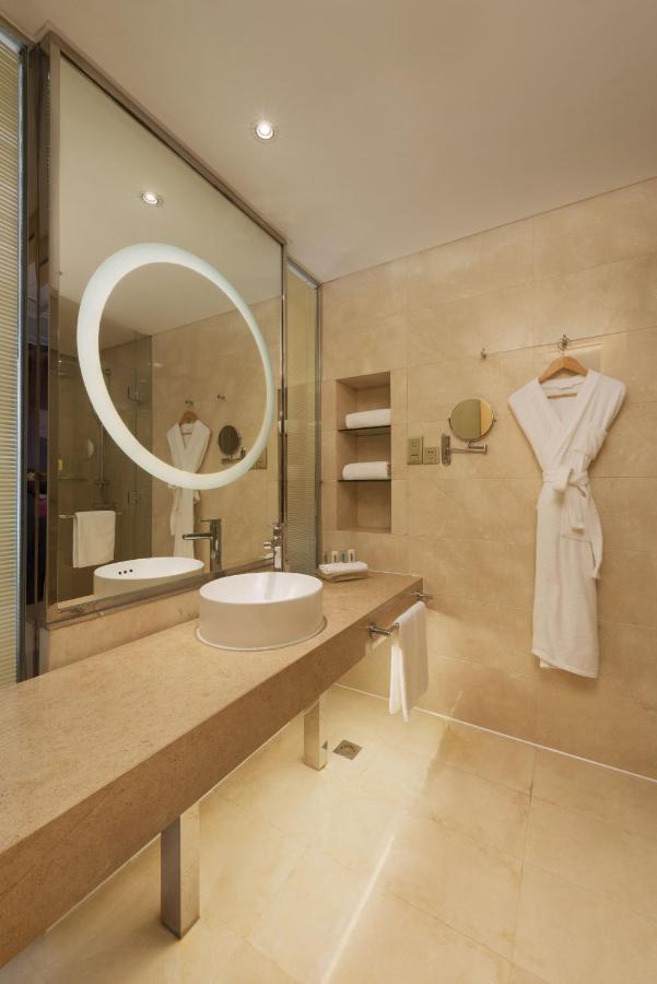 Holiday Inn Taicang City Centre By Ihg Экстерьер фото