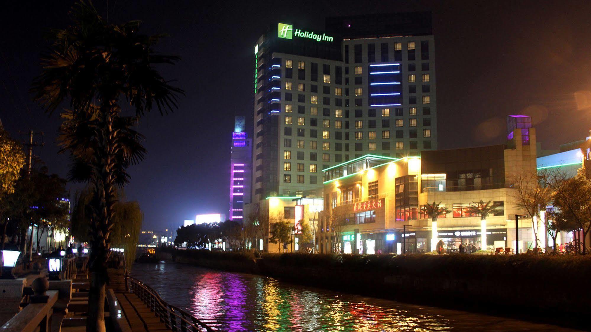 Holiday Inn Taicang City Centre By Ihg Экстерьер фото