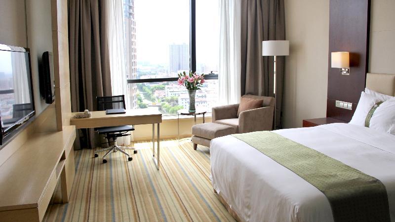 Holiday Inn Taicang City Centre By Ihg Экстерьер фото